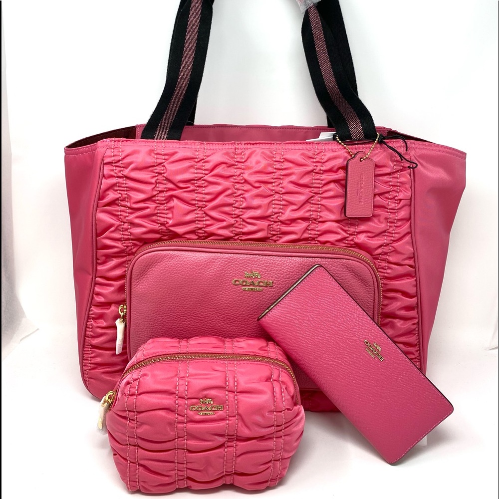 NWT Coach Tote Set